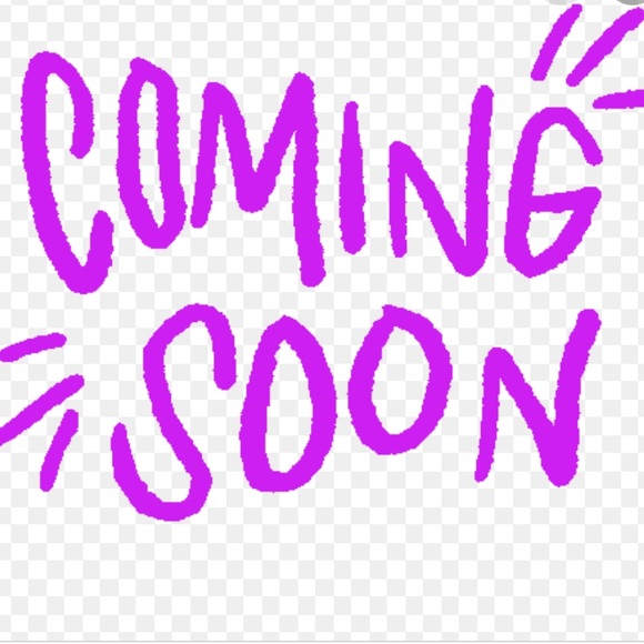 COMING SOON: Gucci, Chanel, Prada♥️ - Picture 6 of 6